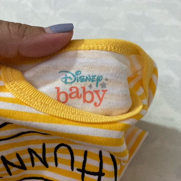 💛Winnie the Pooh onesie new with tags - Picture 10 of 11